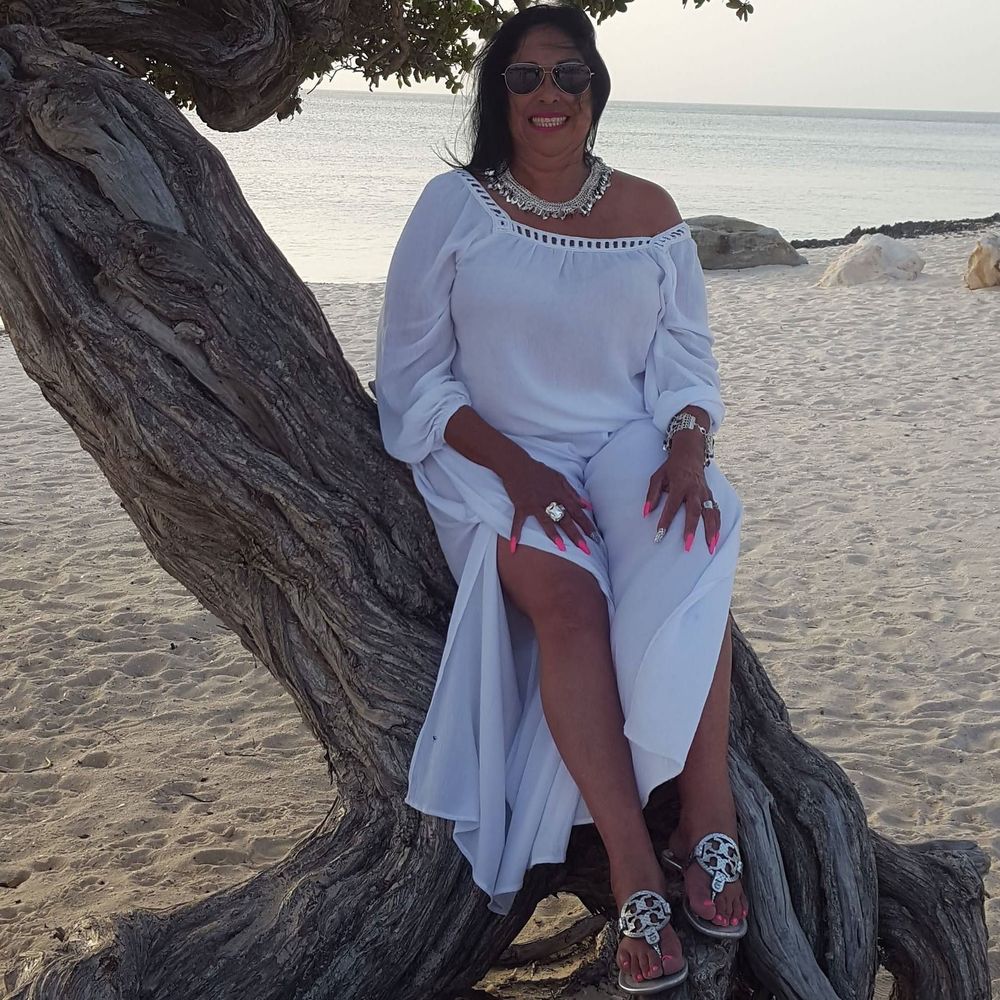 Meet your Posher, Alicia